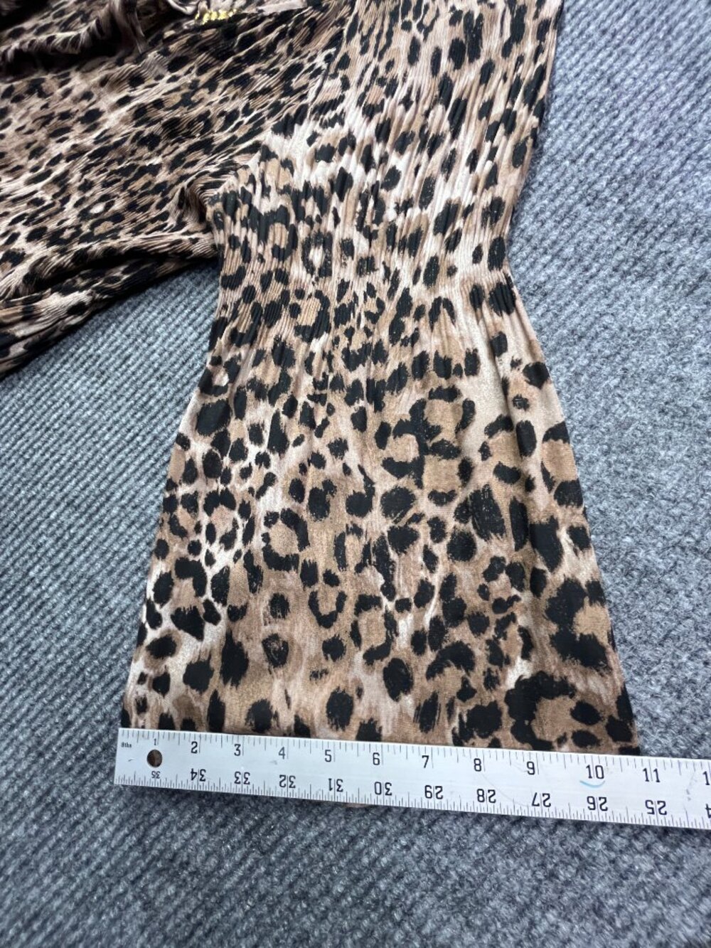 Avenue Brown Leopard Print Women's Blouse Size 22/24 Lightweight Flowy - Picture 6 of 12